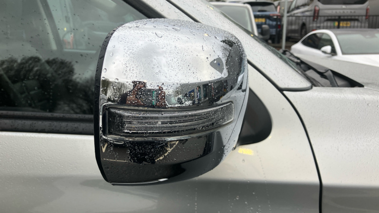 Mitsubishi L200 Lwb Lb Diesel Double Cab DI-D 178 Barbarian 4WD Auto